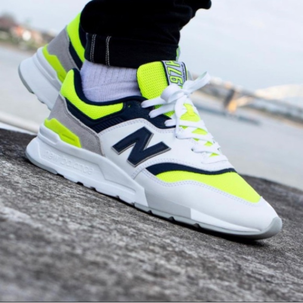 New Balance 997H Hi Lite size 10.5 - Picture 3 of 14